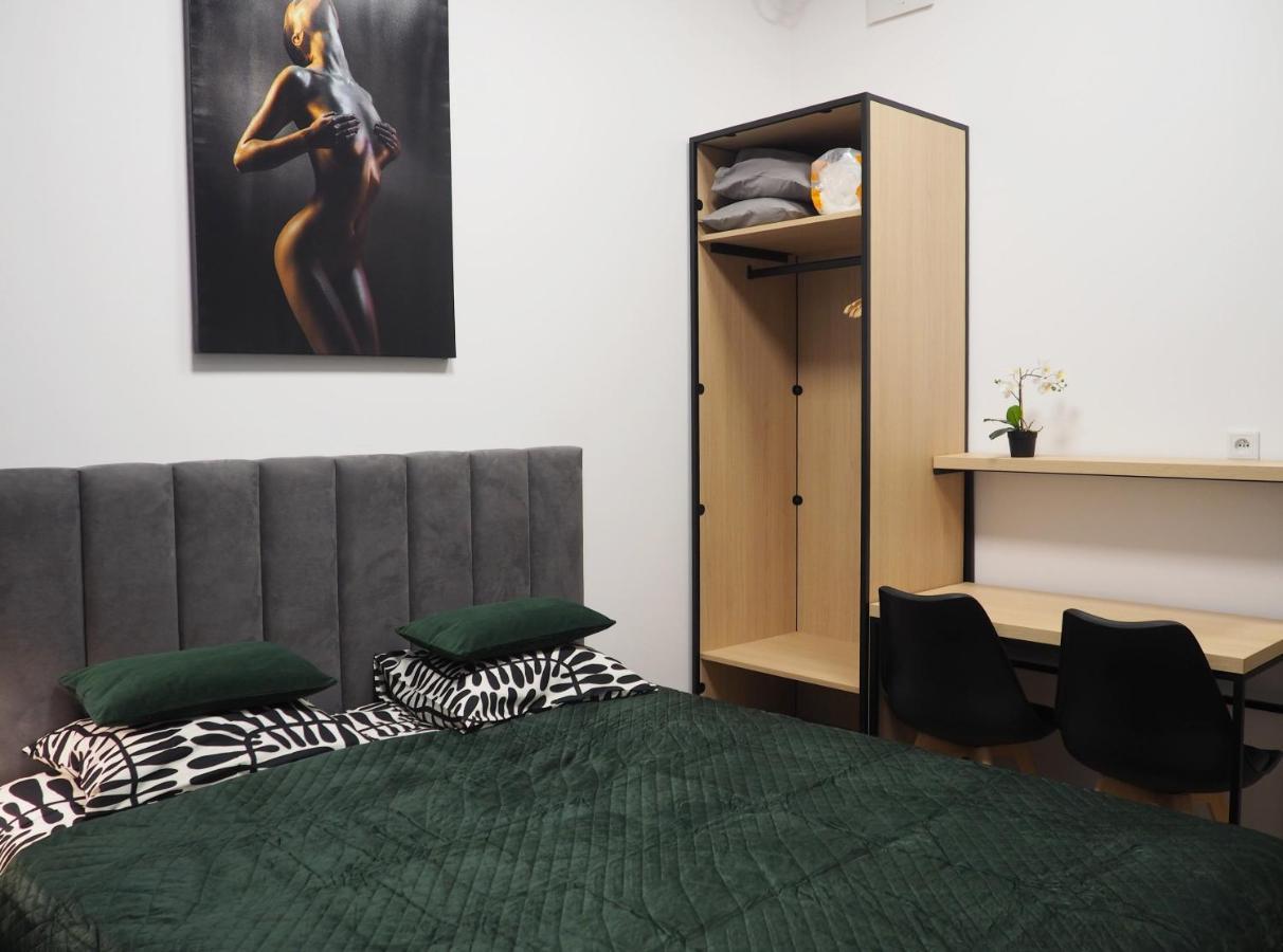 Mercy Apartments A 12 Warschau Exterior foto